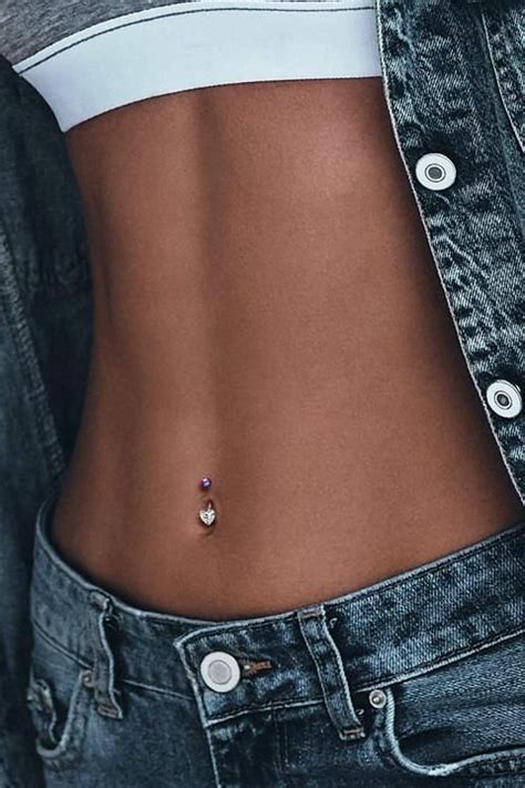 belly piercing with an outie|correct anatomy for navel piercing.